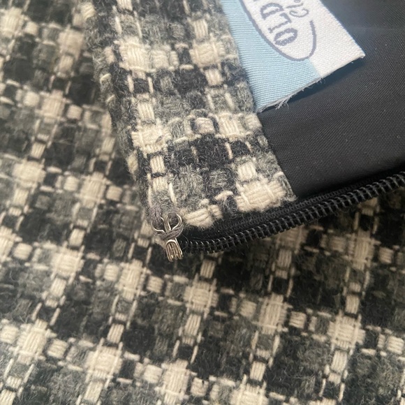 Chic Black and White Checkered Miniskirt - Picture 4 of 8